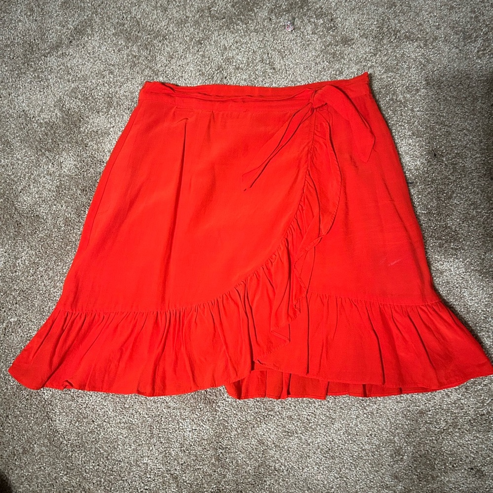 Gianni Bini size 2 red faux wrap mini skirt